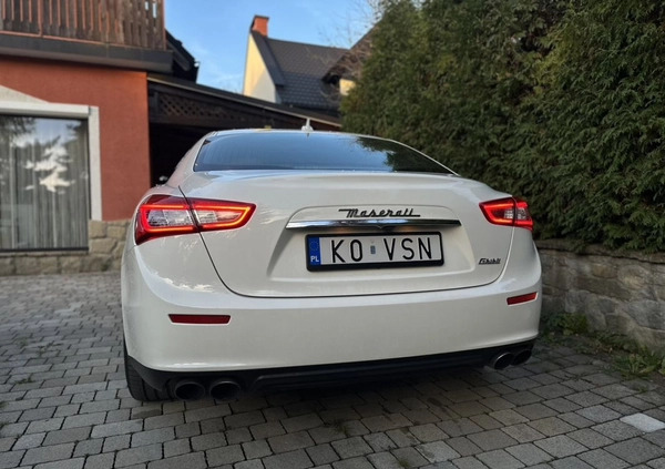 Maserati Ghibli cena 98000 przebieg: 178021, rok produkcji 2014 z Krośniewice małe 172